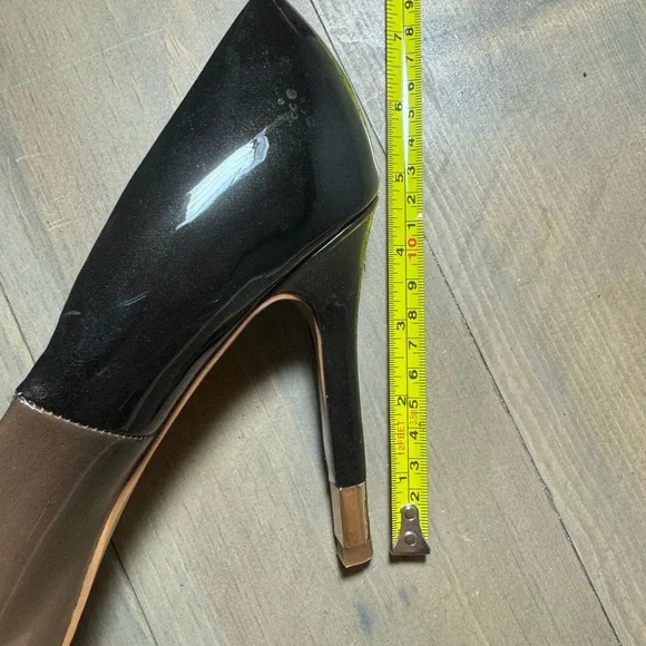 Guess pump - Picture 5 of 5